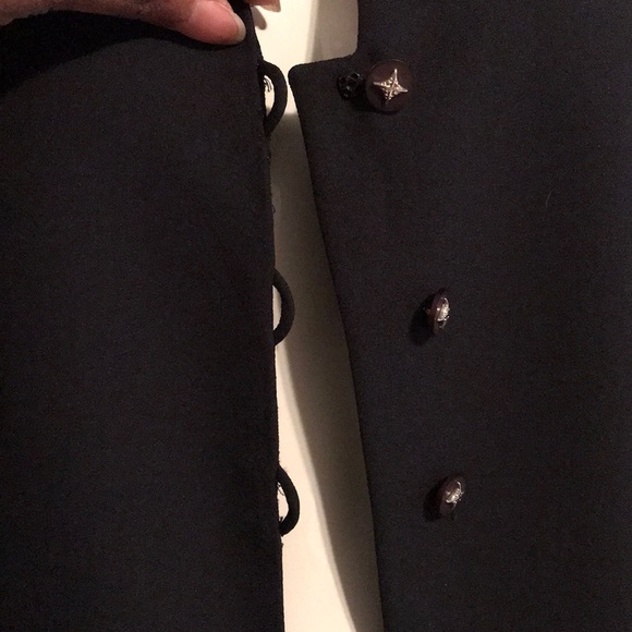 Emily Blazer - Picture 5 of 7